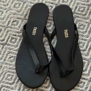 TKEES Black Women's Sandals